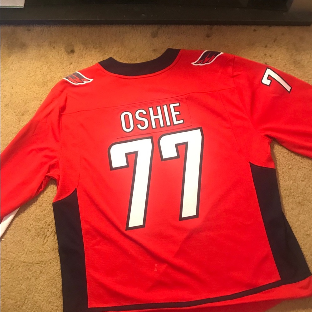 Capitals jersey - Picture 3 of 3